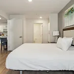 Simplicity At The Rim 1317 I Comfy 1 Bed 1 Bath