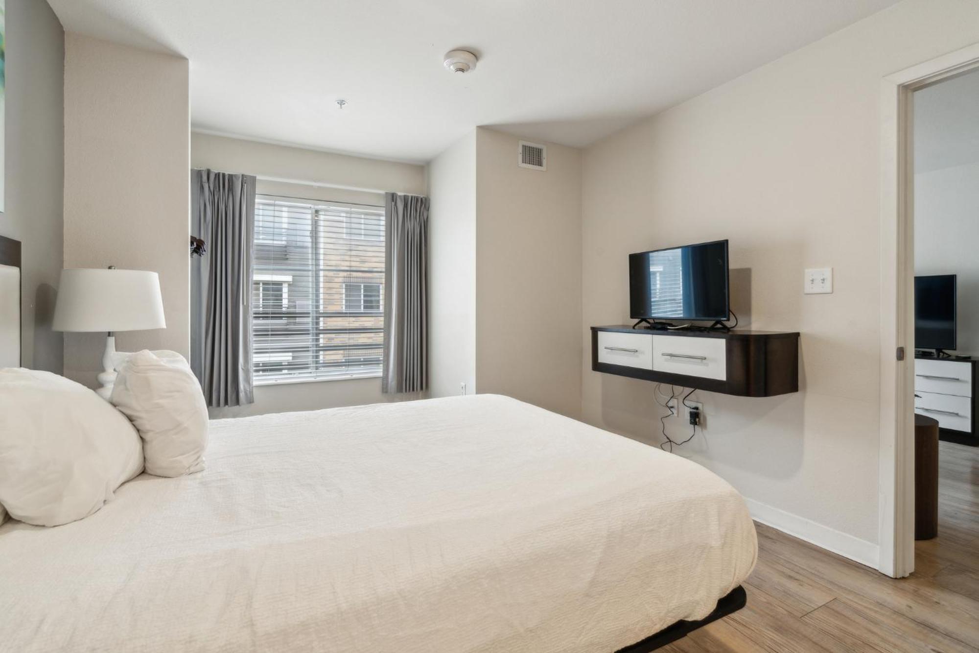 Simplicity At The Rim 1317 I Comfy 1 Bed 1 Bath